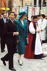 Lady Diana, le foto della principessa triste 11