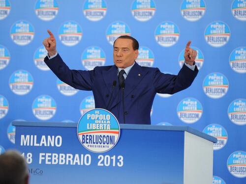Vendita di La7, Berlusconi: "Da Bersani un avvertimento mafioso"