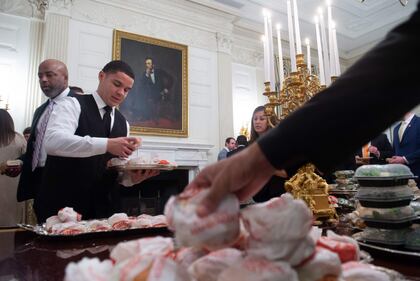 Donald Trump e la cena fast food 3
