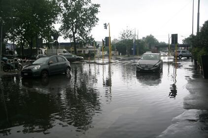 Milano, nubifragio mette in ginocchio la città 4