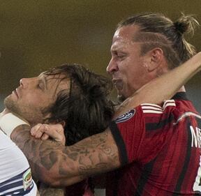 Lo scontro con Mauri durante la partita 4