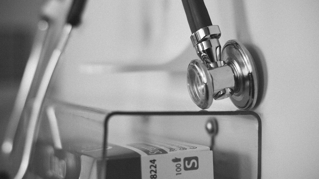 "Costruite un ospedale dopo la mia morte". Ma con i 3 milioni realizzano una palestra