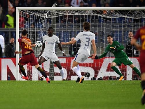 Show di El Shaarawy, Perotti firma il tris: la Roma stende Conte
