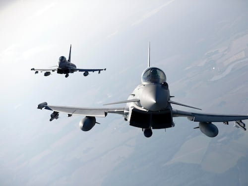 Lettonia, drone sconfina nei cieli Nato: gli Eurofighter italiani lo abbattono