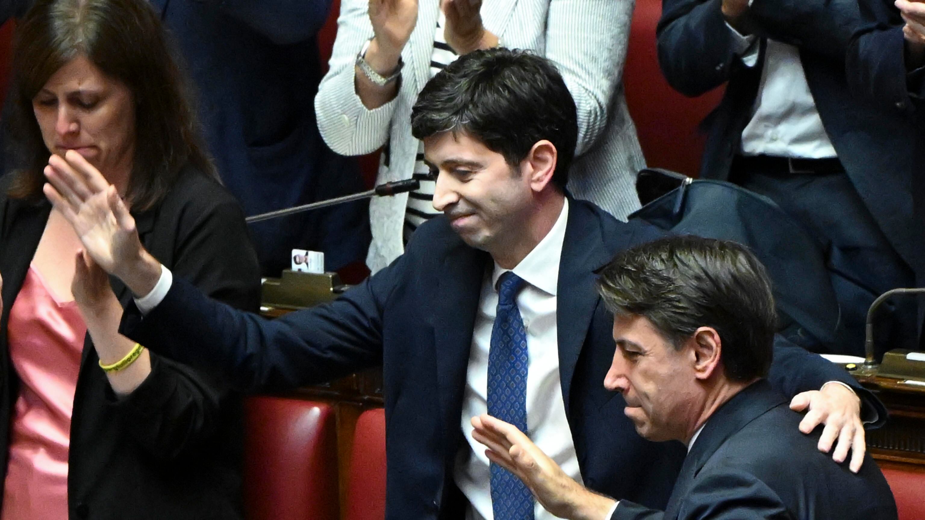 "Nessuna decisione verificata". La commissione Covid sbugiarda Speranza e Cts