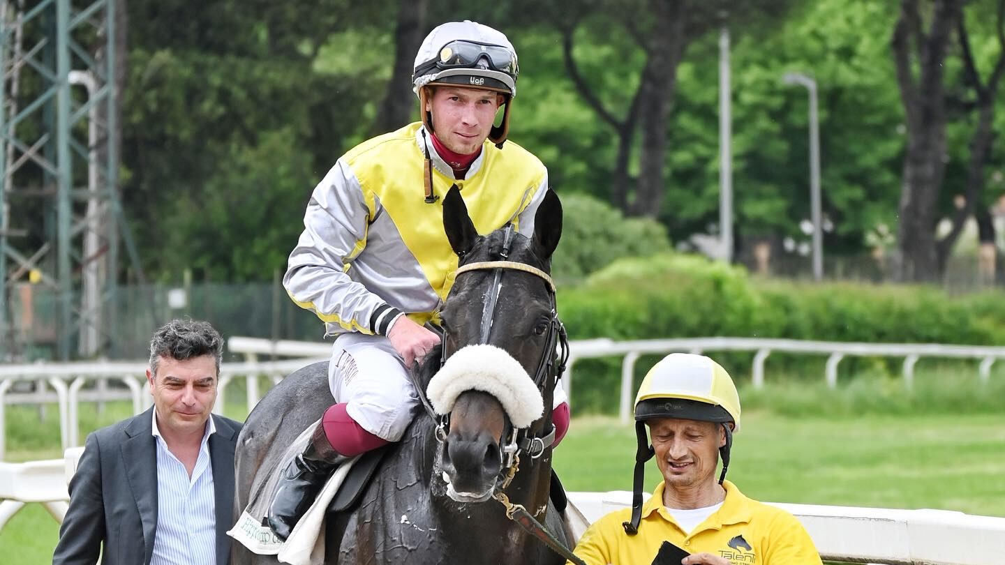 Un felice ritiro per il mitico Goldenas, sfortunato campione