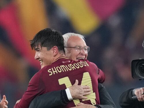 Roma, col Verona basta il gol-lampo di Shomurodov: 17 gare senza ko
