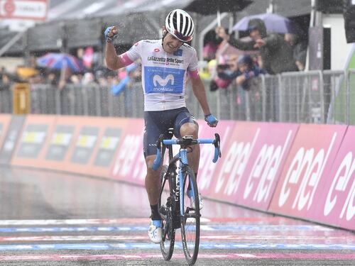 Carapaz, regalo di compleanno Nibali e Roglic gli lasciano 7''