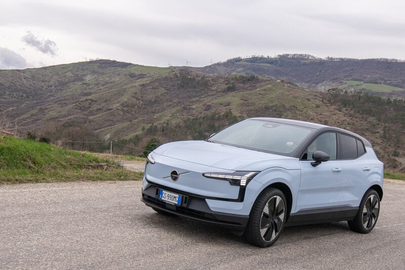 Volvo EX30, guarda le foto 9