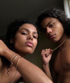 Tina Kunakey, sexy compagna di Vincent Cassel 15