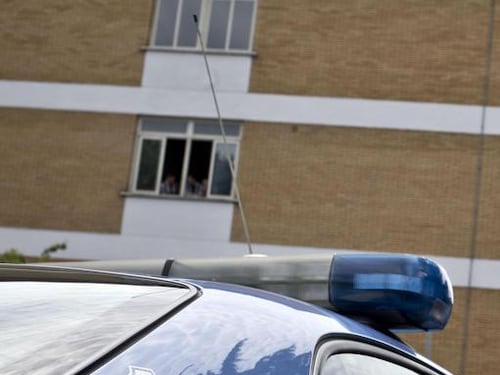 Sulle porte il mastice dei topi d’appartamento