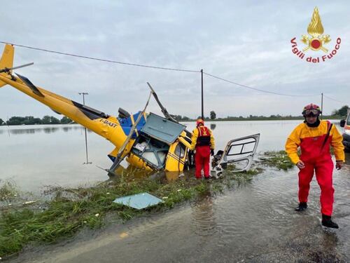 Italia nella morsa del maltempo: esondazioni e frane, oltre 36mila sfollati. Precipita un elicottero