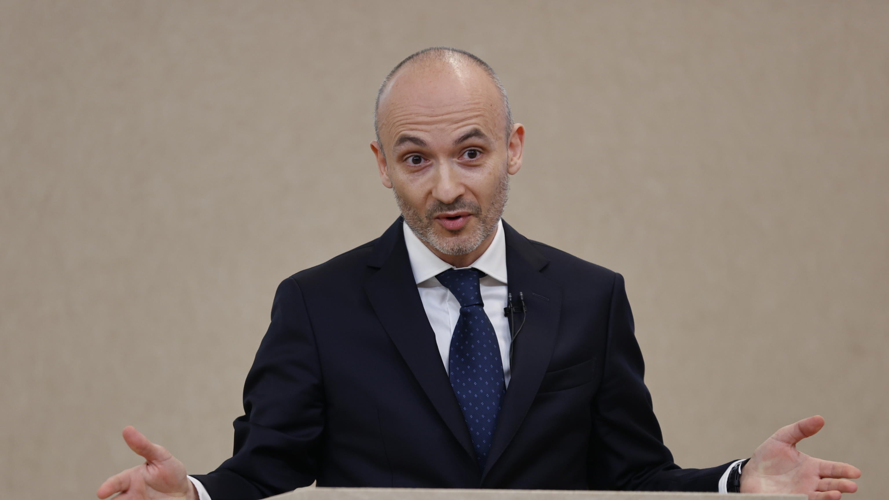 La ritirata dei grandi marchi: le mosse di H&M, Zara e Gap