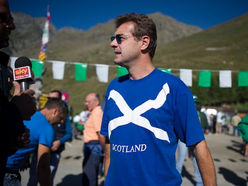 Appelli in gaelico e t-shirt. Ecco l'Italia che tifa Scozia