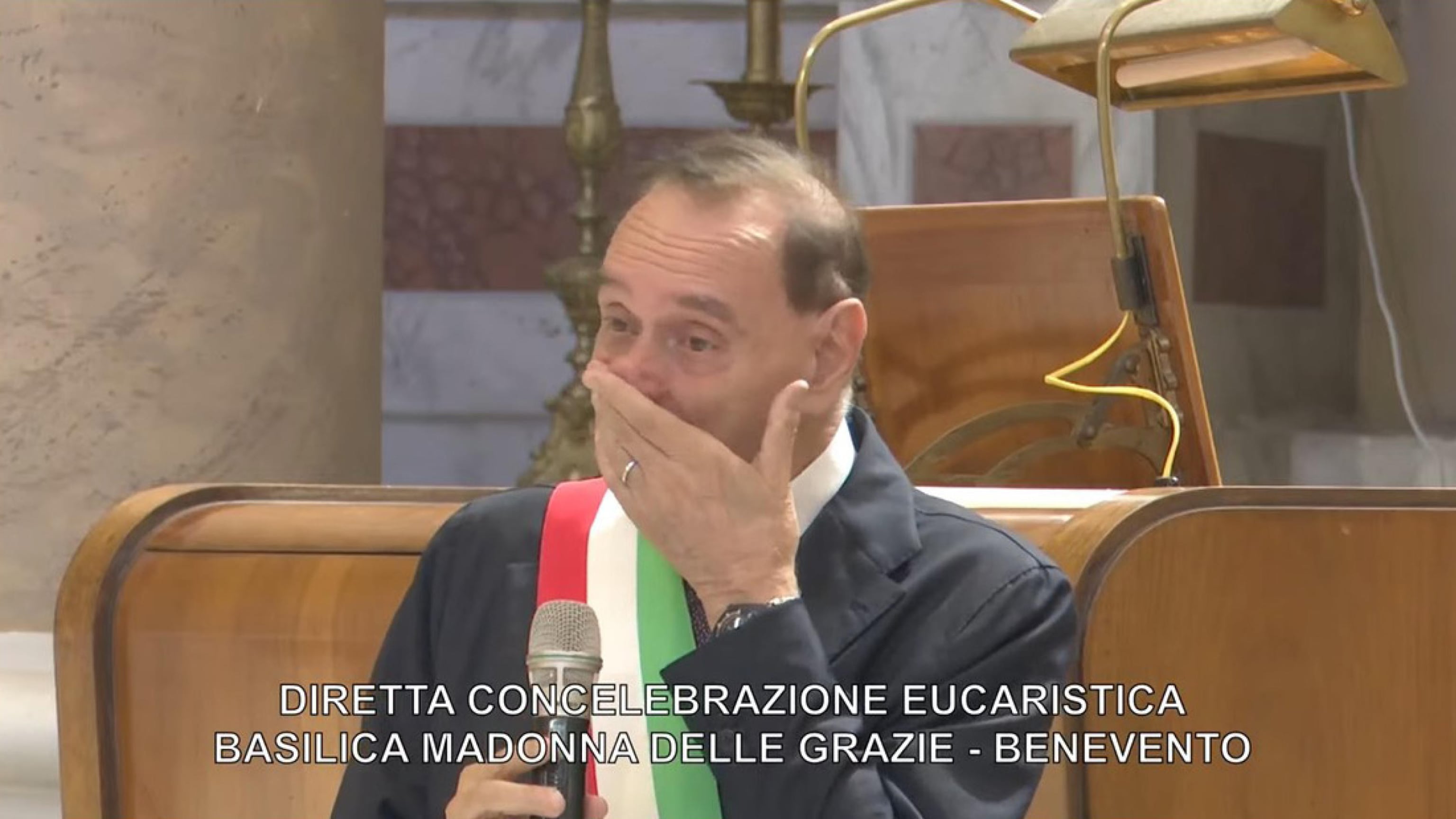 Mastella racconta la malattia: “Ho un tumore, ora temo di morire da solo”