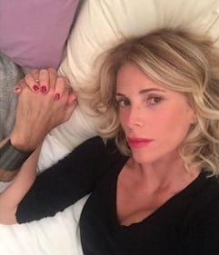 Alessia Marcuzzi, sexy in look anni '80 9