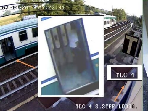 "Aggredito in treno da un uomo di colore". Il controllore ha inventato tutto