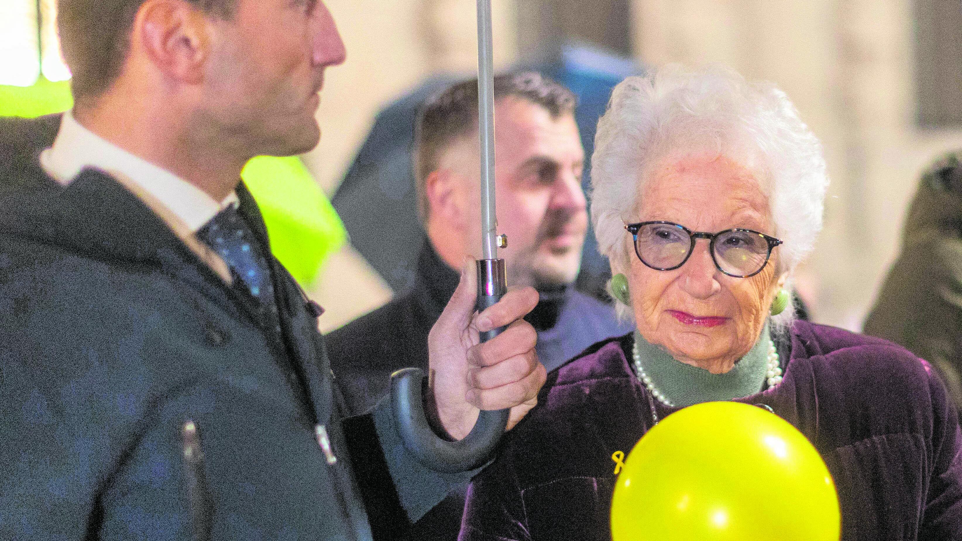"Noi non siamo contro Sala, ma perché liberino gli ostaggi"