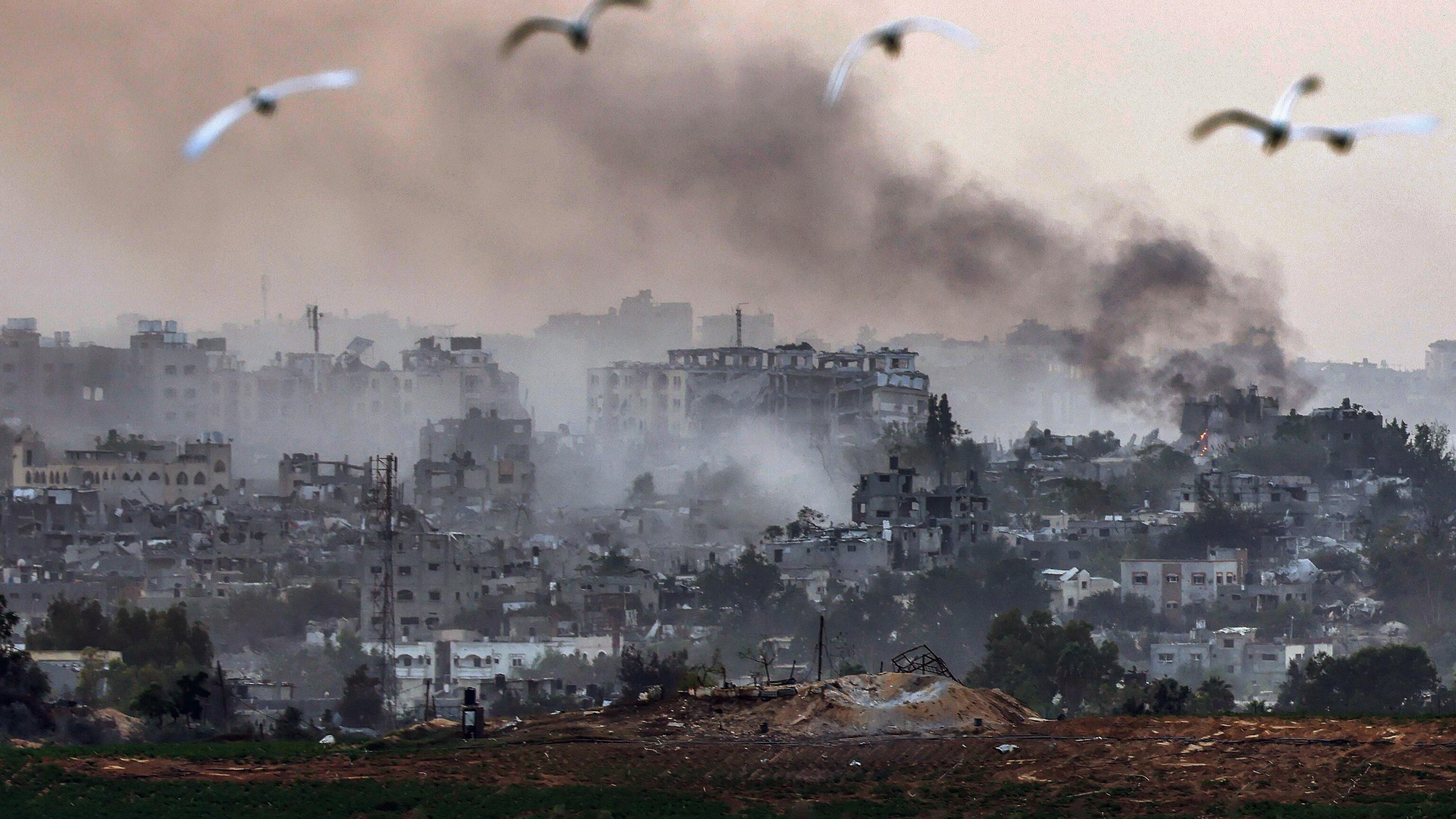 Ashdod, missile sui palazzi: "Attaccano noi civili"
