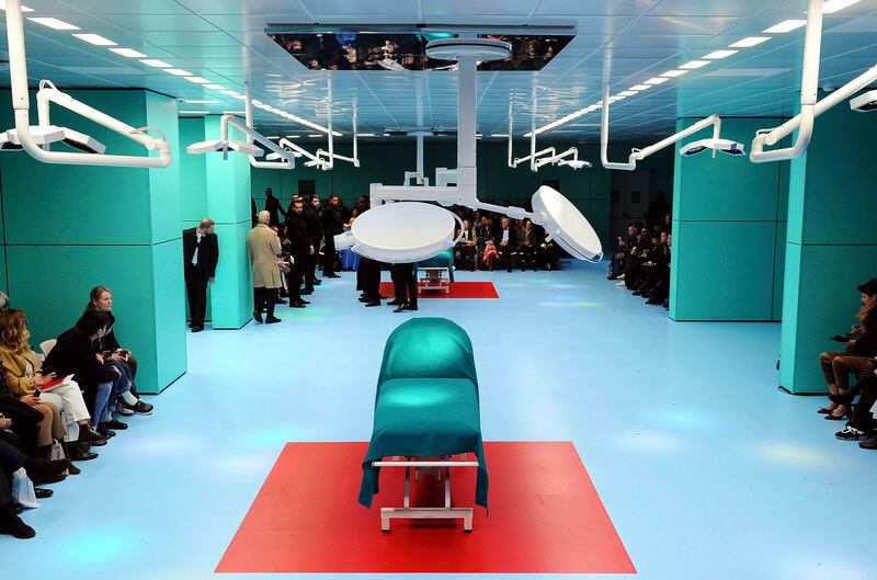 Gucci, la sfilata è nella sala operatoria 2