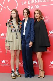 Natalie Portman, fascino chic a Venezia 5
