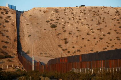 Il muro tra gli Stati Uniti e il Messico 15