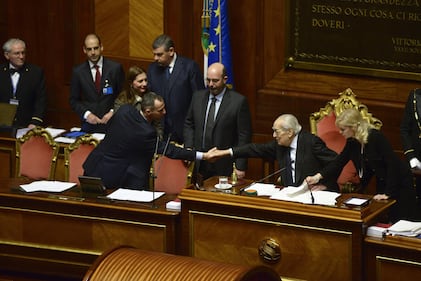 La calata dei grillini sul parlamento 6