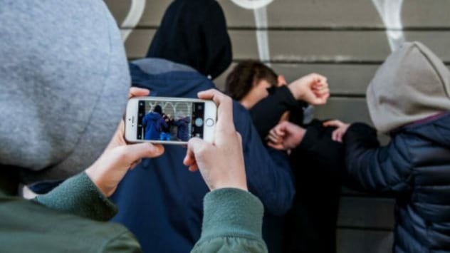 Esplode la violenza giovanile, cosa sta accadendo ai nostri ragazzi?