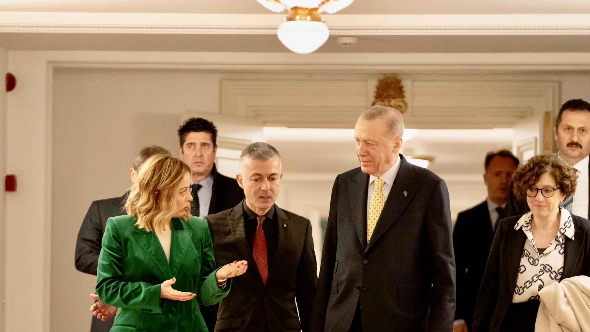 Meloni-Erdogan: intesa sui migranti e timori sul grano. Favorire i rapporti tra Ankara e l'Ue