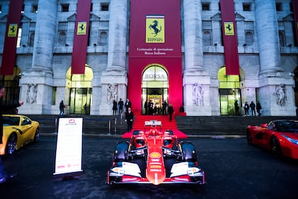 La Rossa in Piazza Affari 12