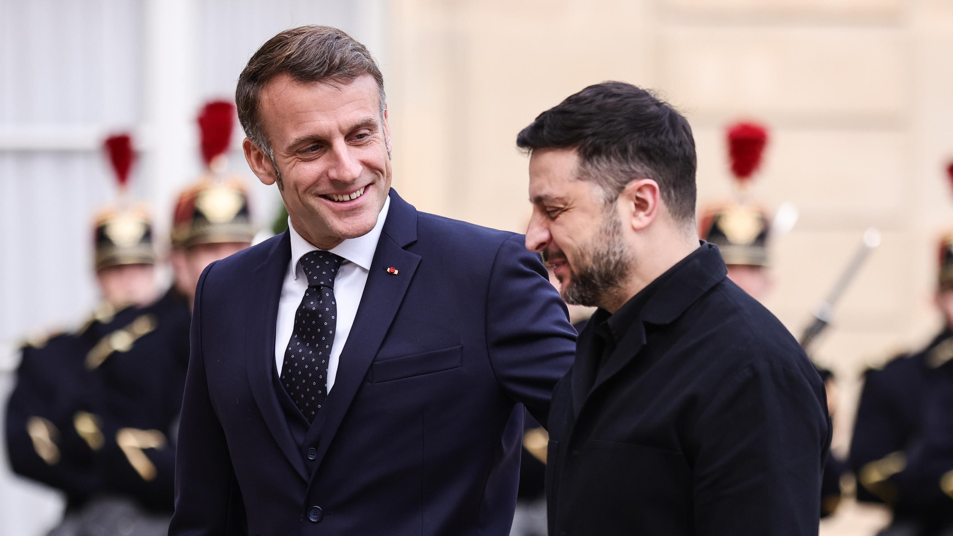 Zelensky incassa l'appoggio dell'Europa. Meloni: "La Russia faccia la sua parte"