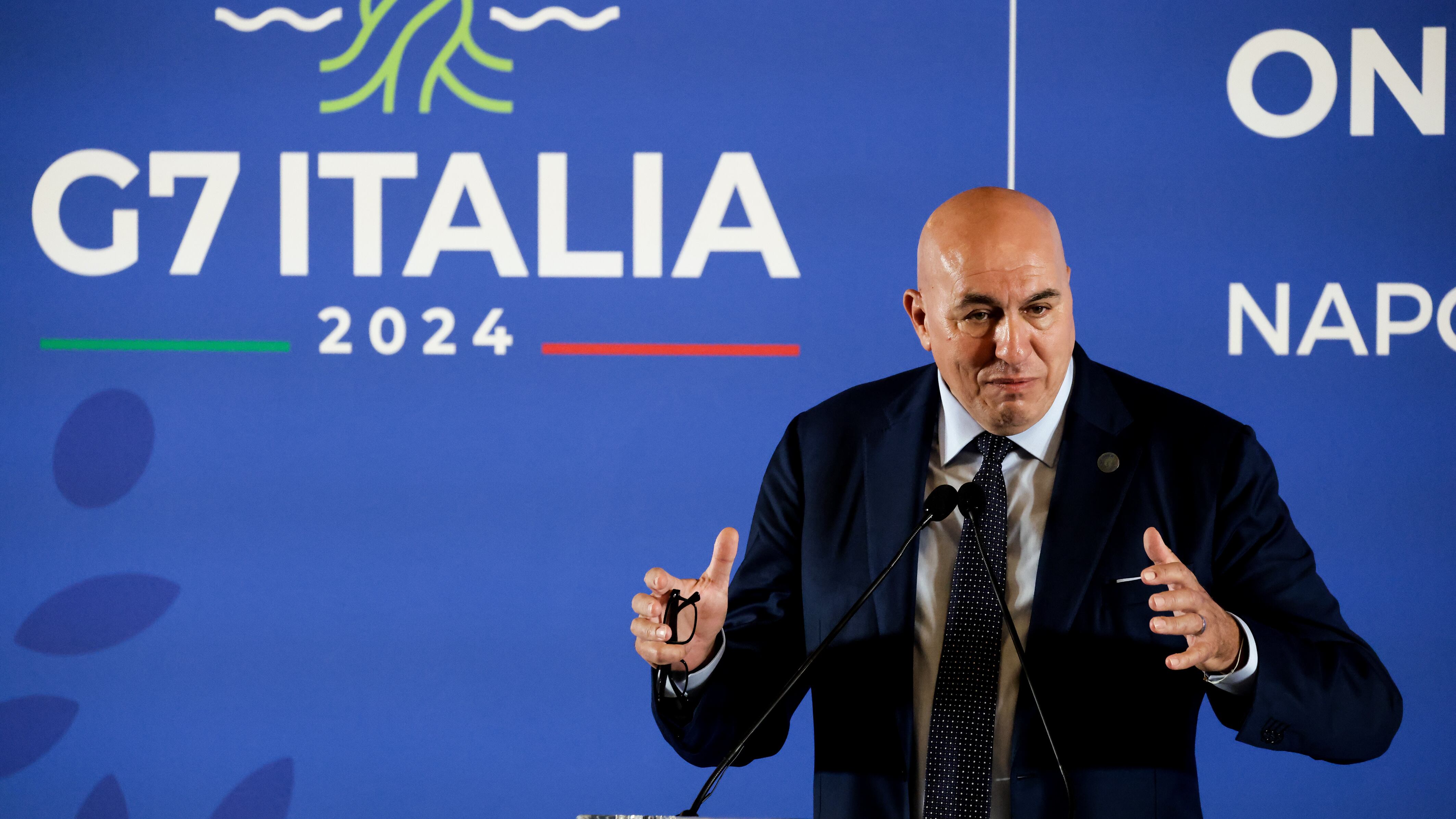 Crosetto accelera sul progetto per i caccia di sesta generazione