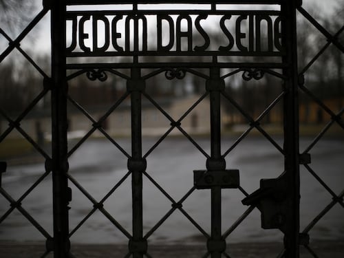 I migranti nel campo di Buchenwald