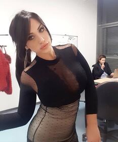 Marika Fruscio, lato b mozzafiato su Twitter 2