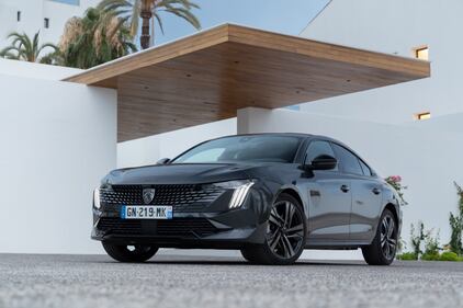 Nuova Peugeot 508 2023: guarda le foto  7
