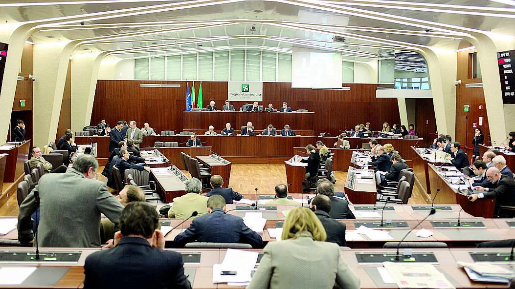 Il rimpasto è una polveriera Maroni: «Avanti fino al 2018»