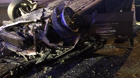Un incidente per Uccio De Santis: l'auto si ribalta prima dello show
