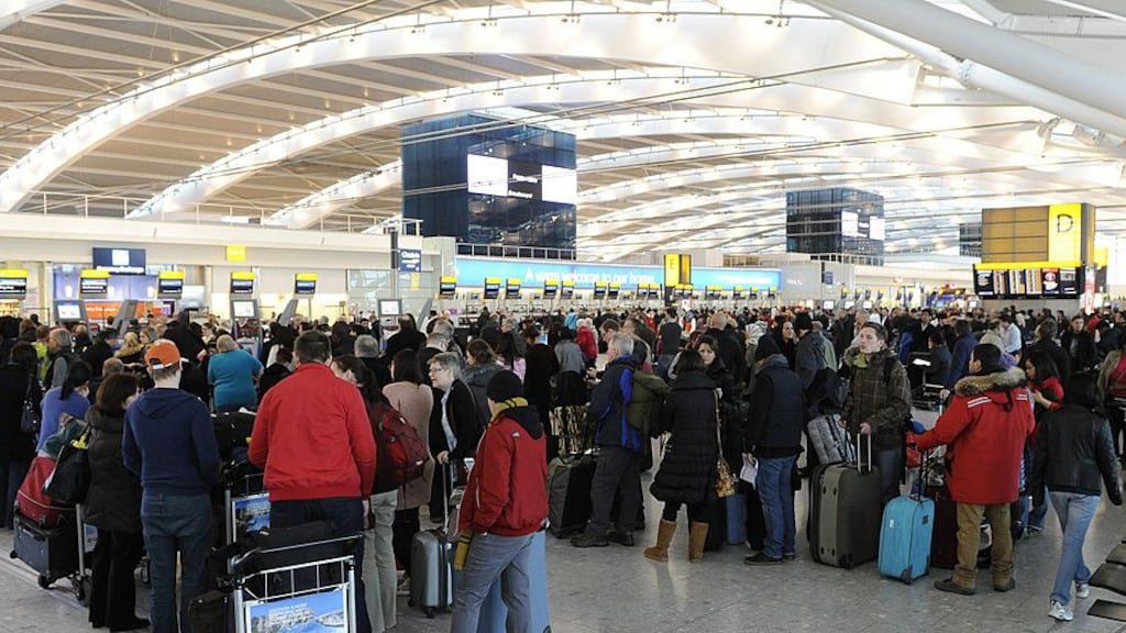 Monaco, aeroporto in tilt: passeggero elude controlli