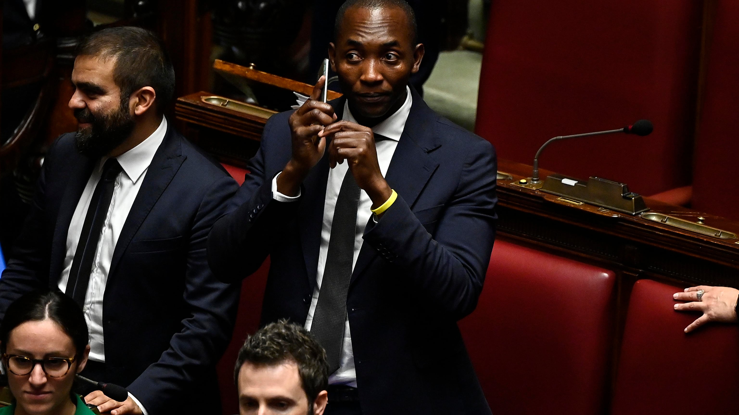 Un giro d'affari milionario nella coop di famiglia. La suocera sotto indagine