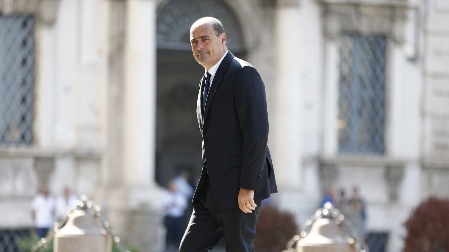 ll Pd inventa tre paletti suicidi soltanto per far fuori Renzi