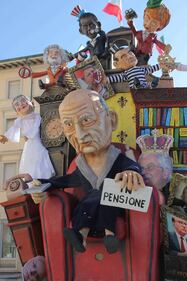 Carri al carnevale di Viareggio 14