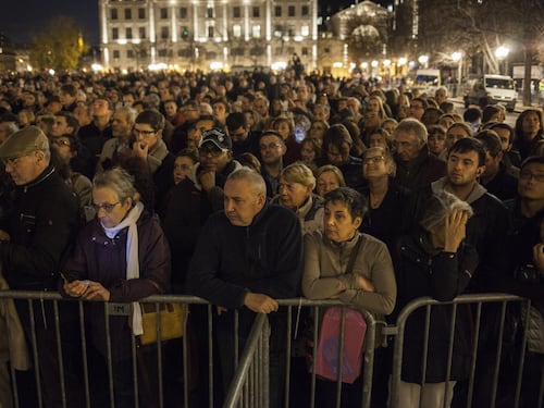 Francia, vandali contro le chiese: distrutte otto statue della Madonna