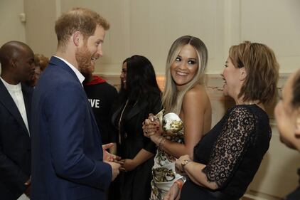 Il principe Harry incontra la cantante Rita Ora  5