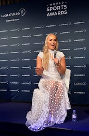Lindsey Vonn sexy sul red carpet: foto 1