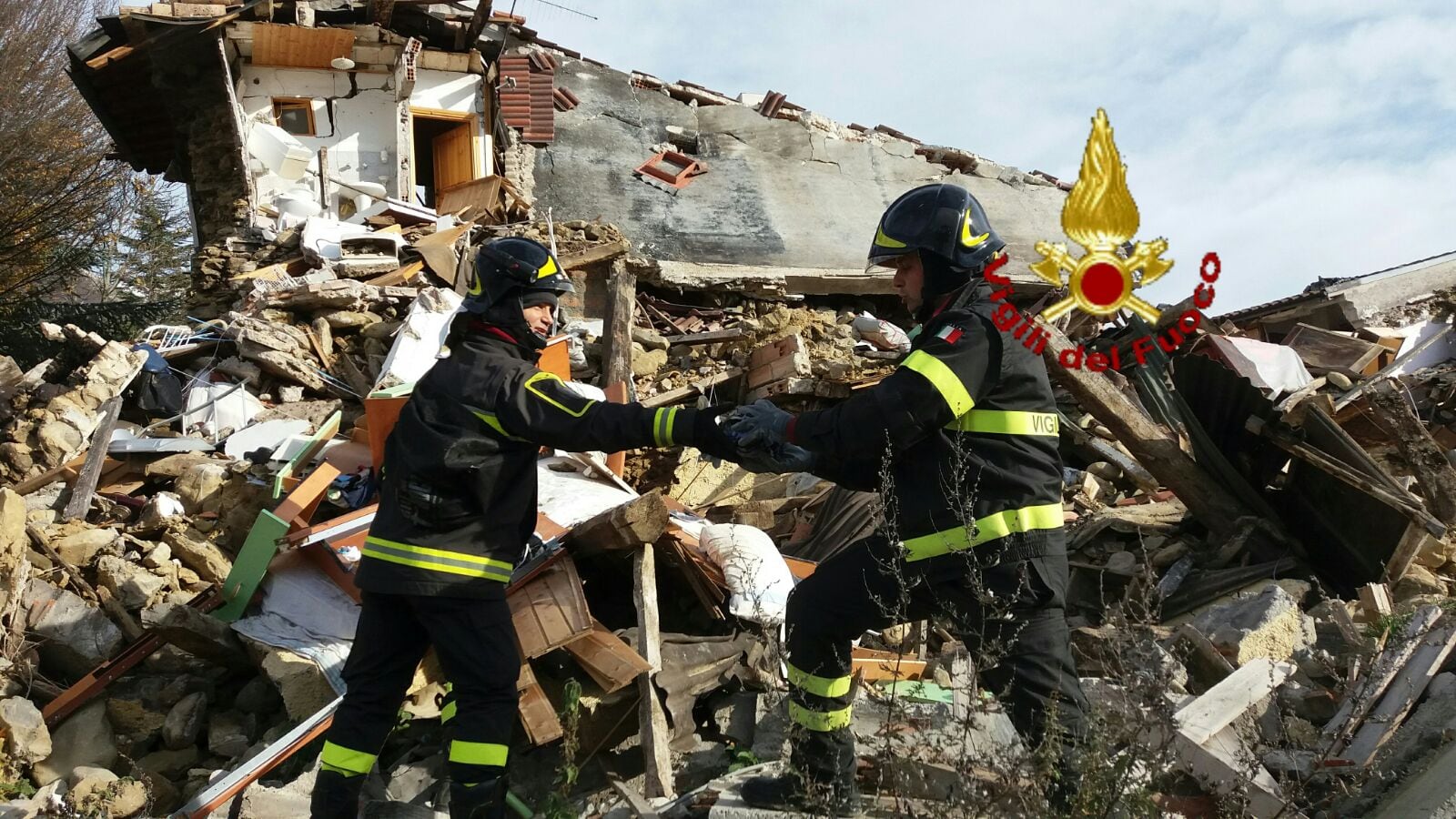 "I sindaci del sisma sono pronti a dimettersi"