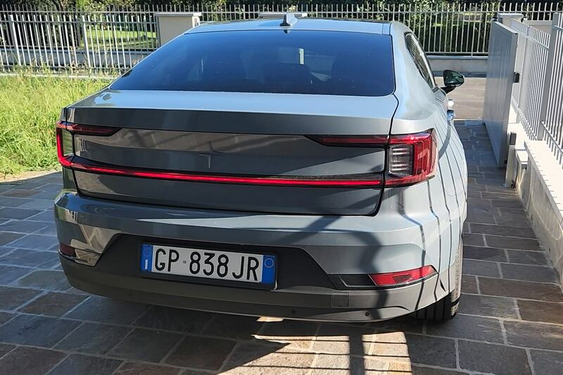 Polestar 2 (MY24): guarda tutte le foto 6