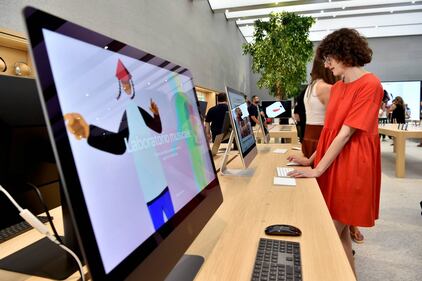 Apple, a Milano primo flagship store 8