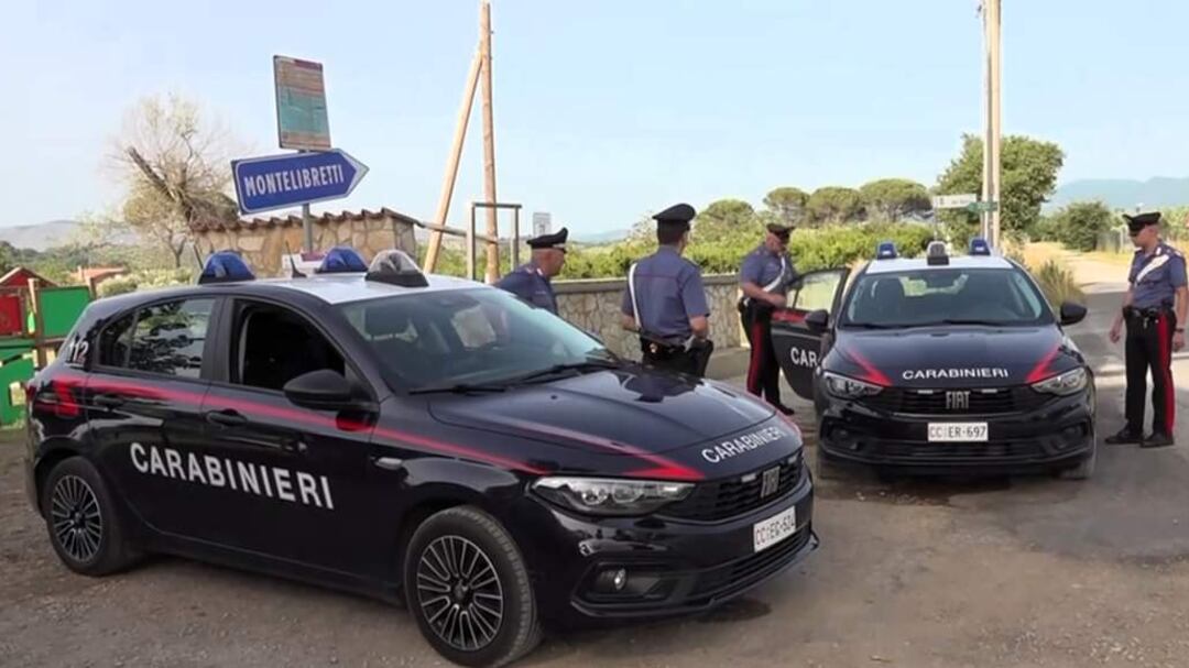 Abbandonò la madre invalida per andare in vacanza: arrestata per omicidio volontario