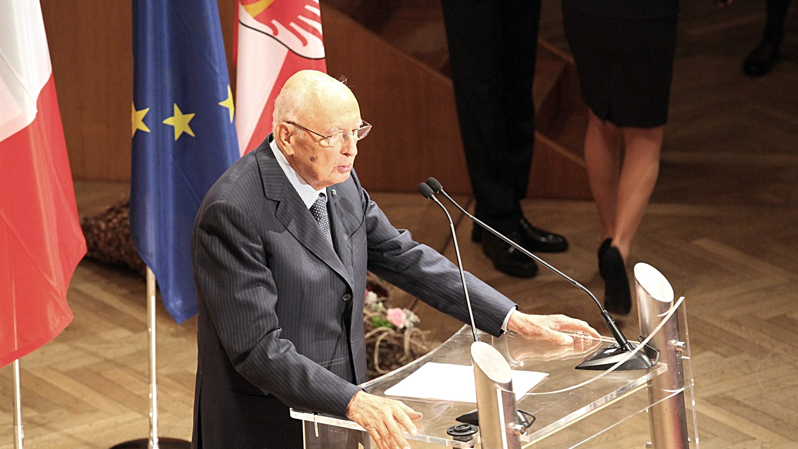 Napolitano: "Fiscal compact necessario"