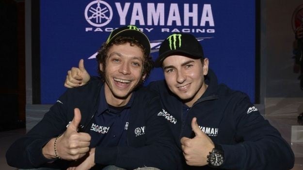 Lorenzo senza pace Tweet di veleno per il titolo iridato